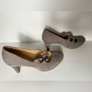 Naturalizer~Classic~Neutral~Prudence~Mary Jane~Pump~Double Strap/Buckle~Size 9